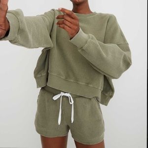 Aerie Love Corded Set